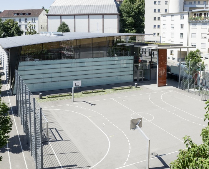 Schulhof | Karls-Gymnasium Stuttgart | Humanistisches Gymnasium mit Hochbegabtenzug